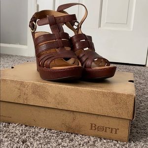 Born Pemberly Wedges